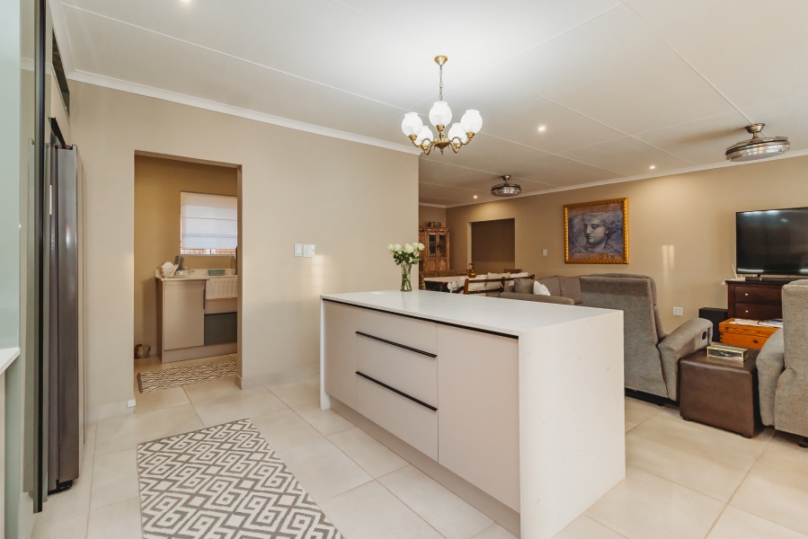3 Bedroom Property for Sale in Heather Park Western Cape